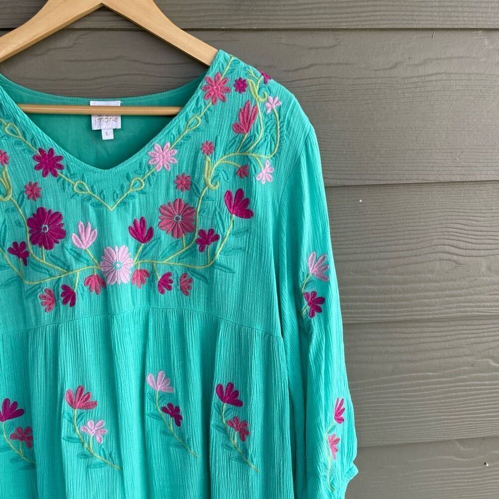 COPY - J. Marie Madeline embroidered dress - Picture 3 of 9